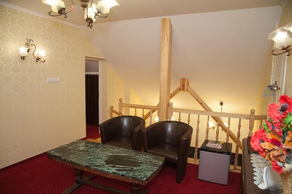 "Arkadia" Bed and Breakfast Ostroleka  Rum bild