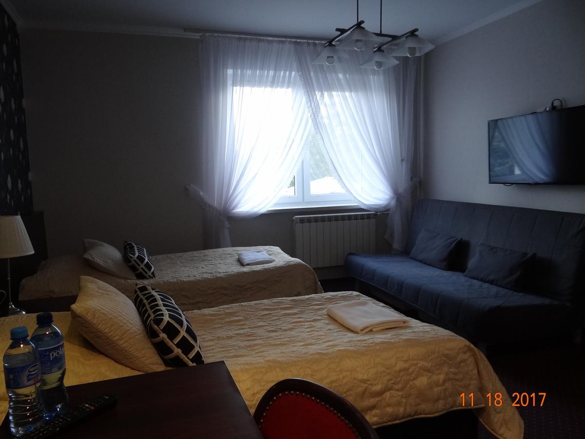 "Arkadia" Bed and Breakfast Ostroleka  Exteriör bild